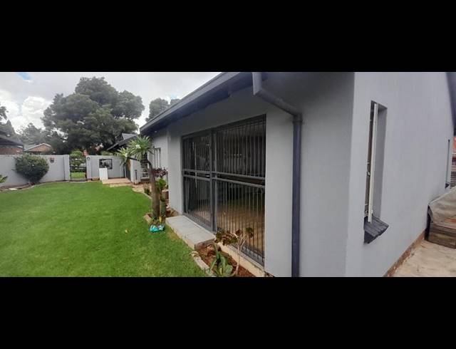 3 BEDROOM HOUSE FOR SALE IN THE REEDS